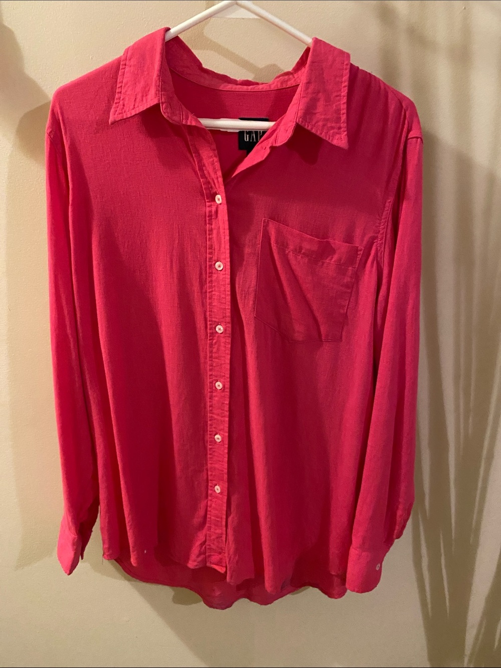 Gap bright pink linen blend long sleeve blouse